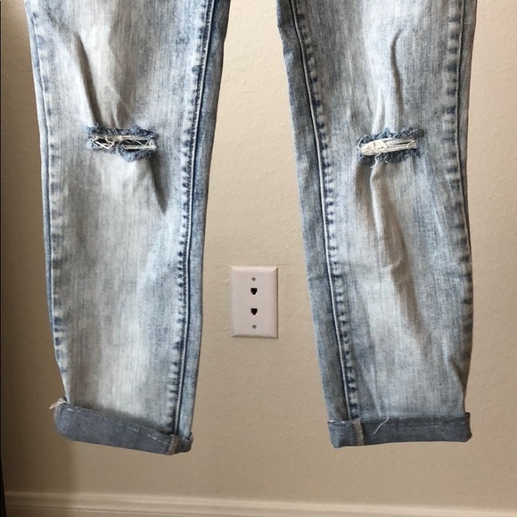 Jeans - Picture 2 of 3